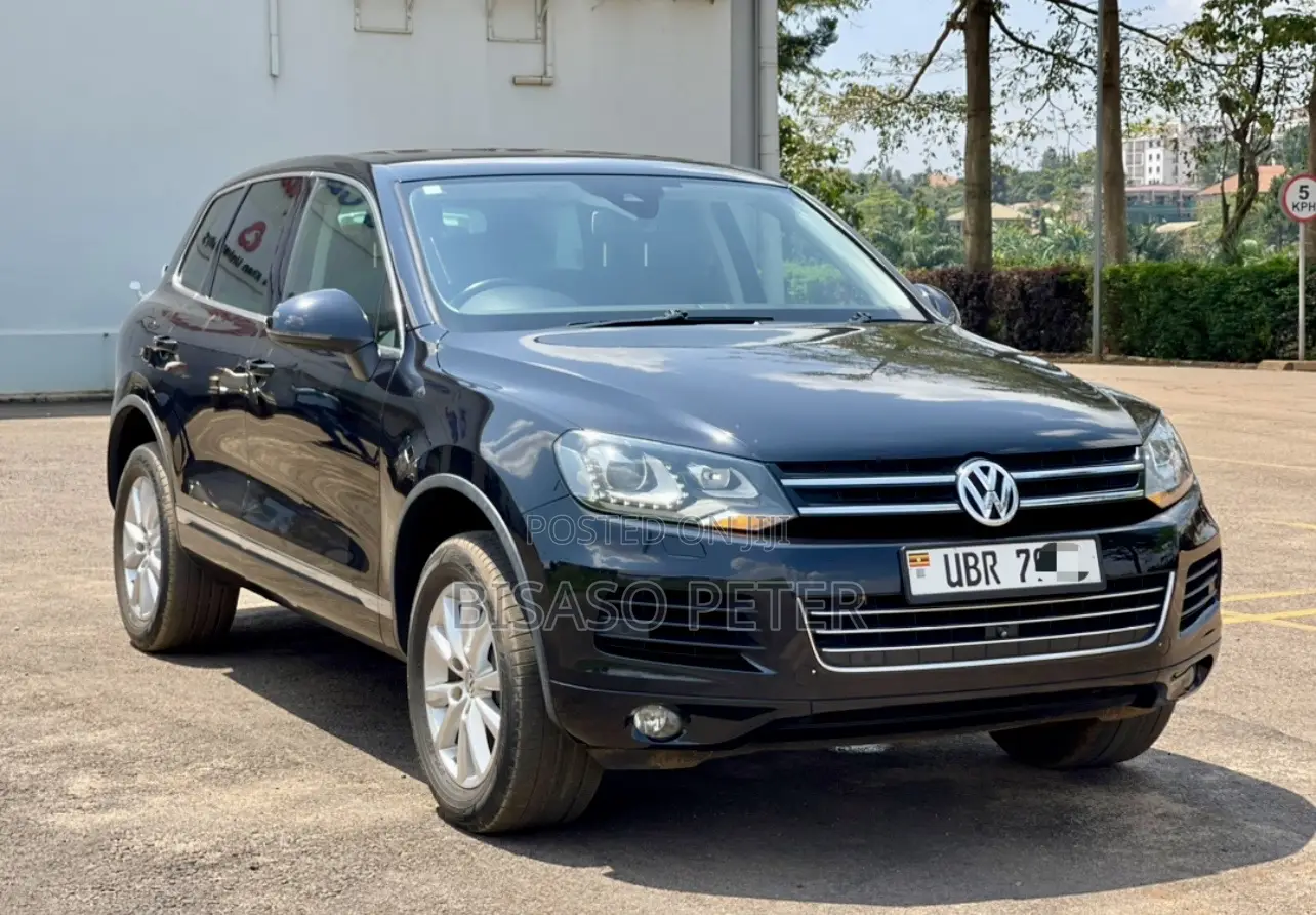 Volkswagen Touareg 2013 Black