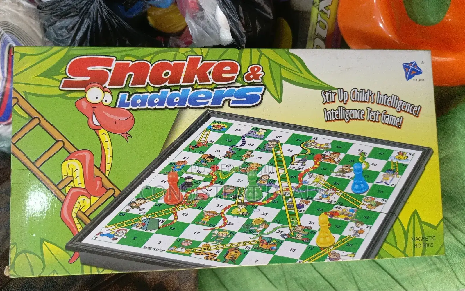 Foldable Snakes and Ladders Game Board