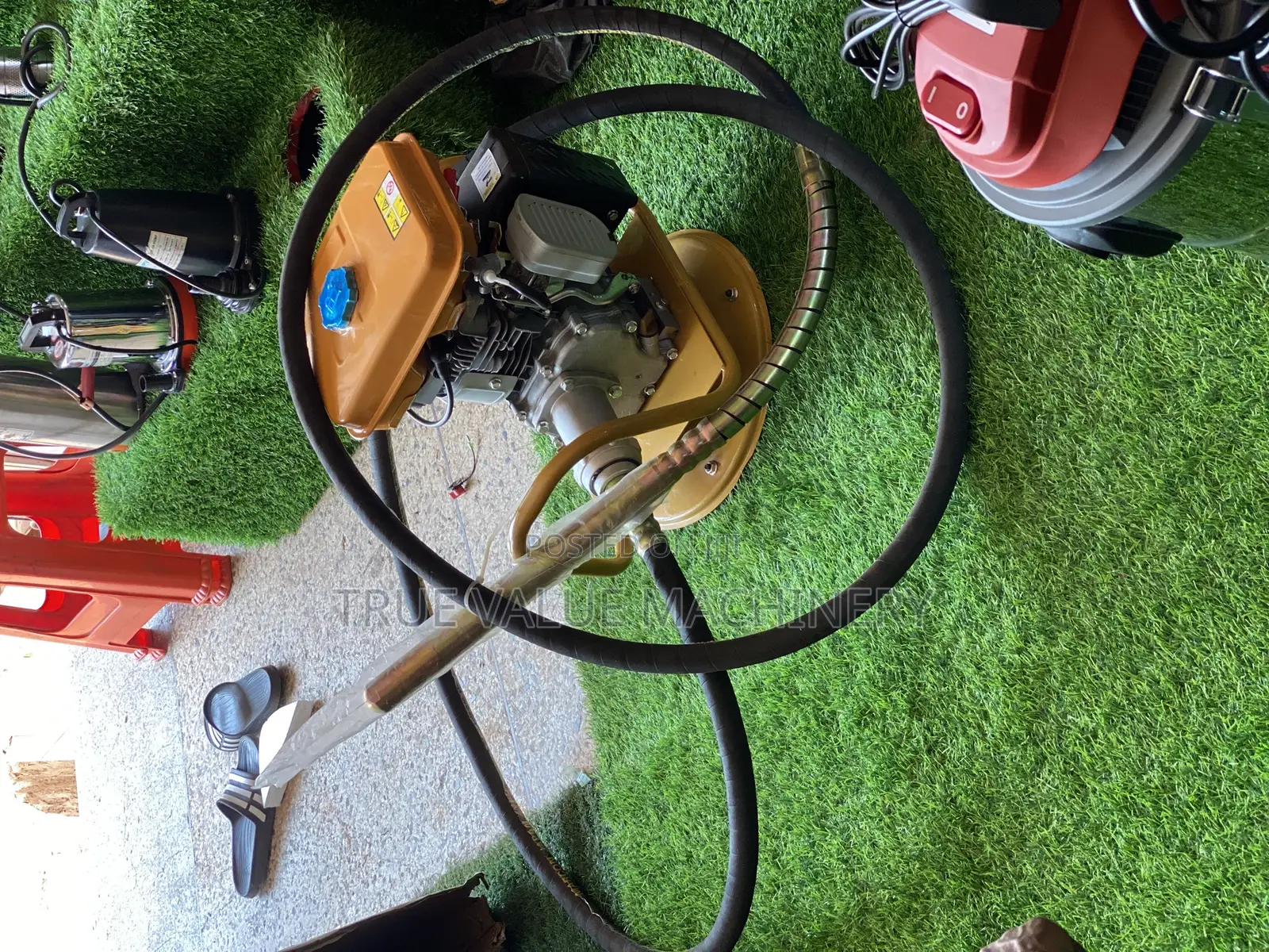 Vibrator Machine With Its Poker