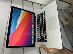 Laptop Apple MacBook Pro 2014 8GB Intel Core I7 SSD 512GB