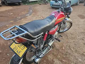 Hero Dawn 100 2018 Red