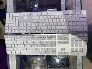Full-Sized Apple Keyboard With Numeric Keypad-Used