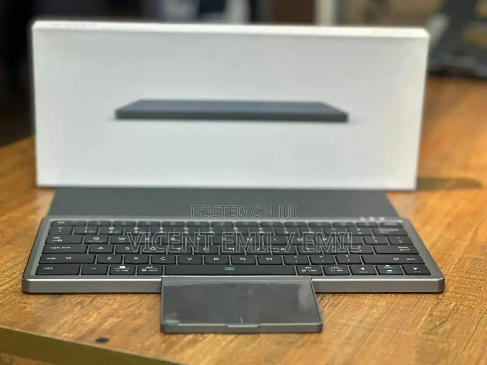 New Concept Keyboard With Rotatable Touch Pad Bluetooth