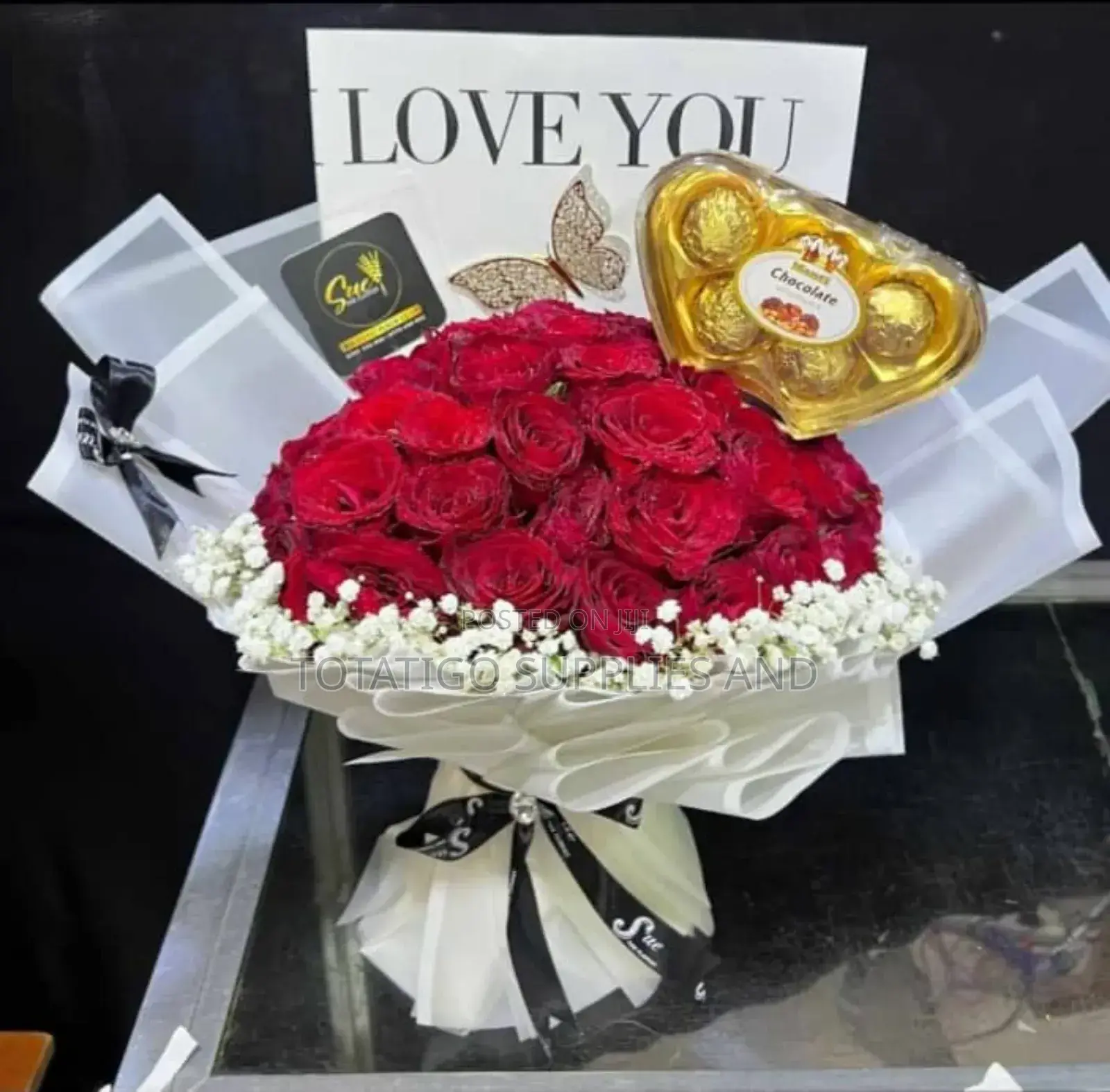 Beautiful Natural Hand Bouquets