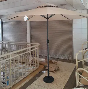 2.7mtr Hotel,Garden,Restaurant Parasol Centre Base Umbrella