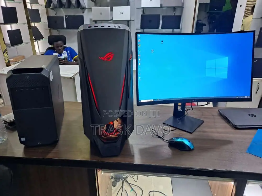 Desktop Computer Asus TUF Gaming FX10CP 32GB Intel Core I7 HDD+SSD 1T