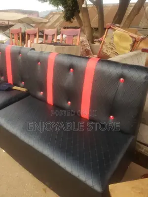 Saloon Waiting Chair