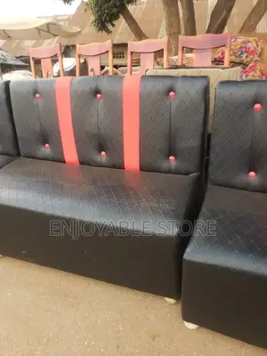 Saloon Waiting Chair