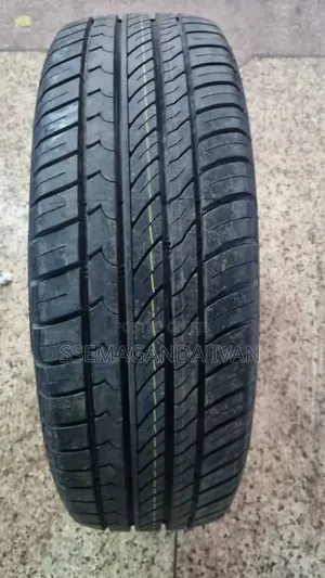 225/65r17 MRF Wanderer