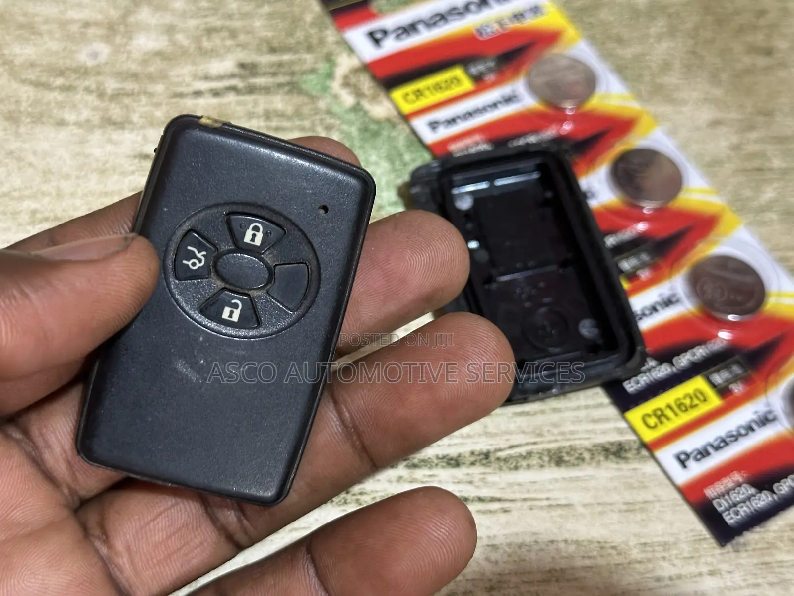 Key Cell for Toyota Premio Smart Key