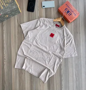 Hubo Boss T-Shirt. Relaxed Fit