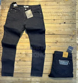 Lite Black Jeans
