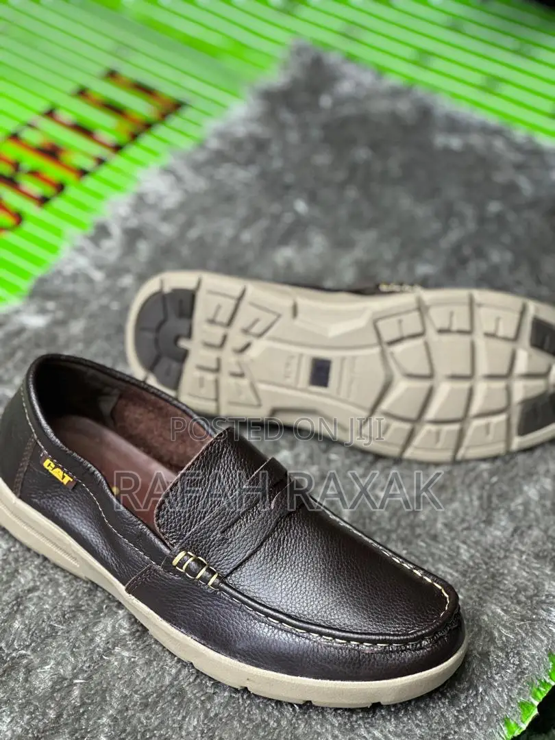 Original Light Casual CAT Premium Leather Low Moccasins