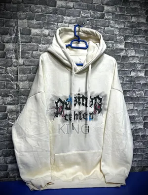 Cehlem Hoodie Jumper. Off-White