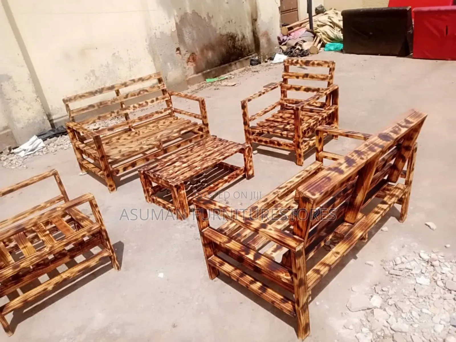 Outdoor Pallet Seats Call Us On