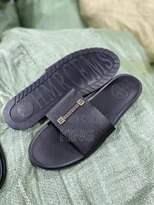 Hrcems Black Casual Sandals