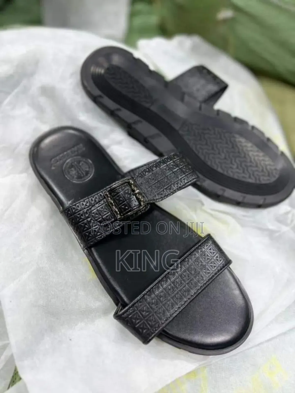 Forn Black Casual Sandals