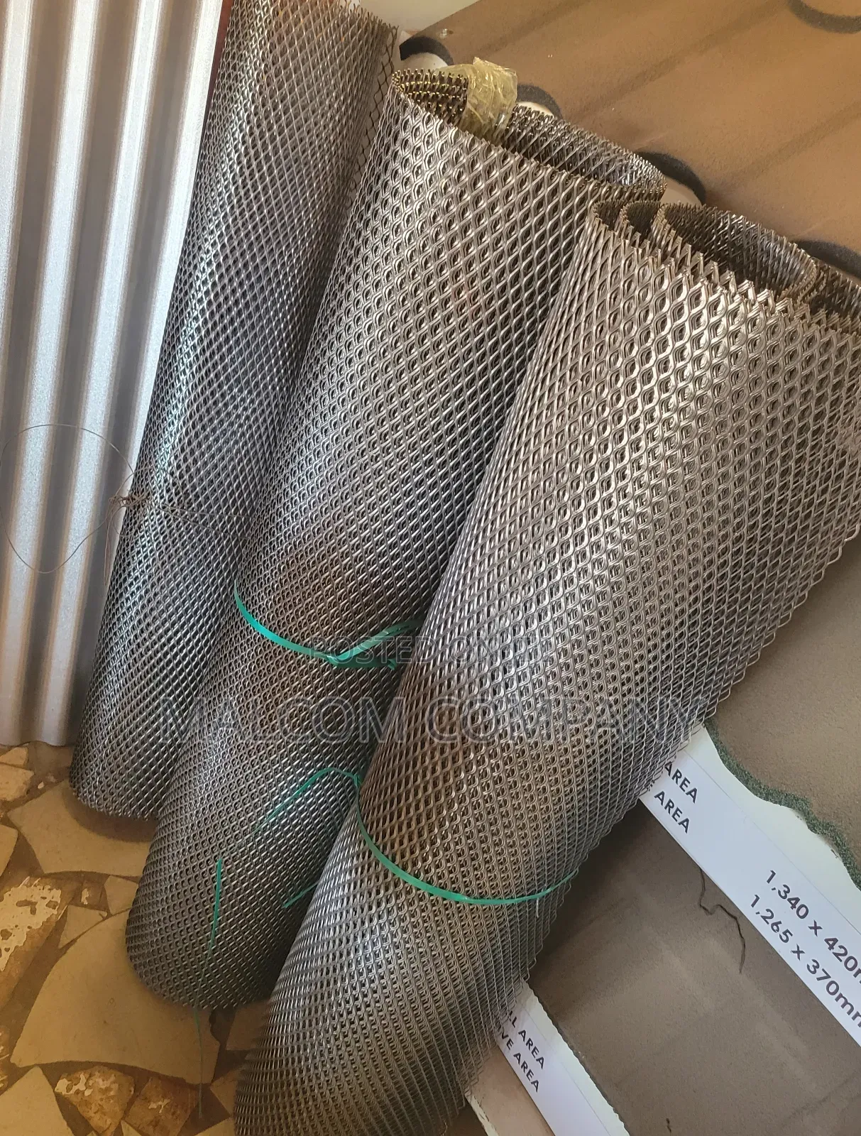 Expanded Wire Mesh Small Eyes 4by8ft