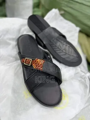 Len Buckle Men's Casual Sandals