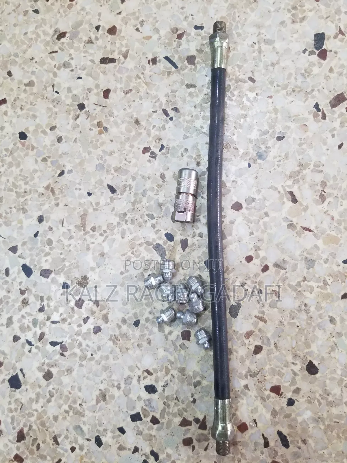 Grease Gun Hose and Nozzles