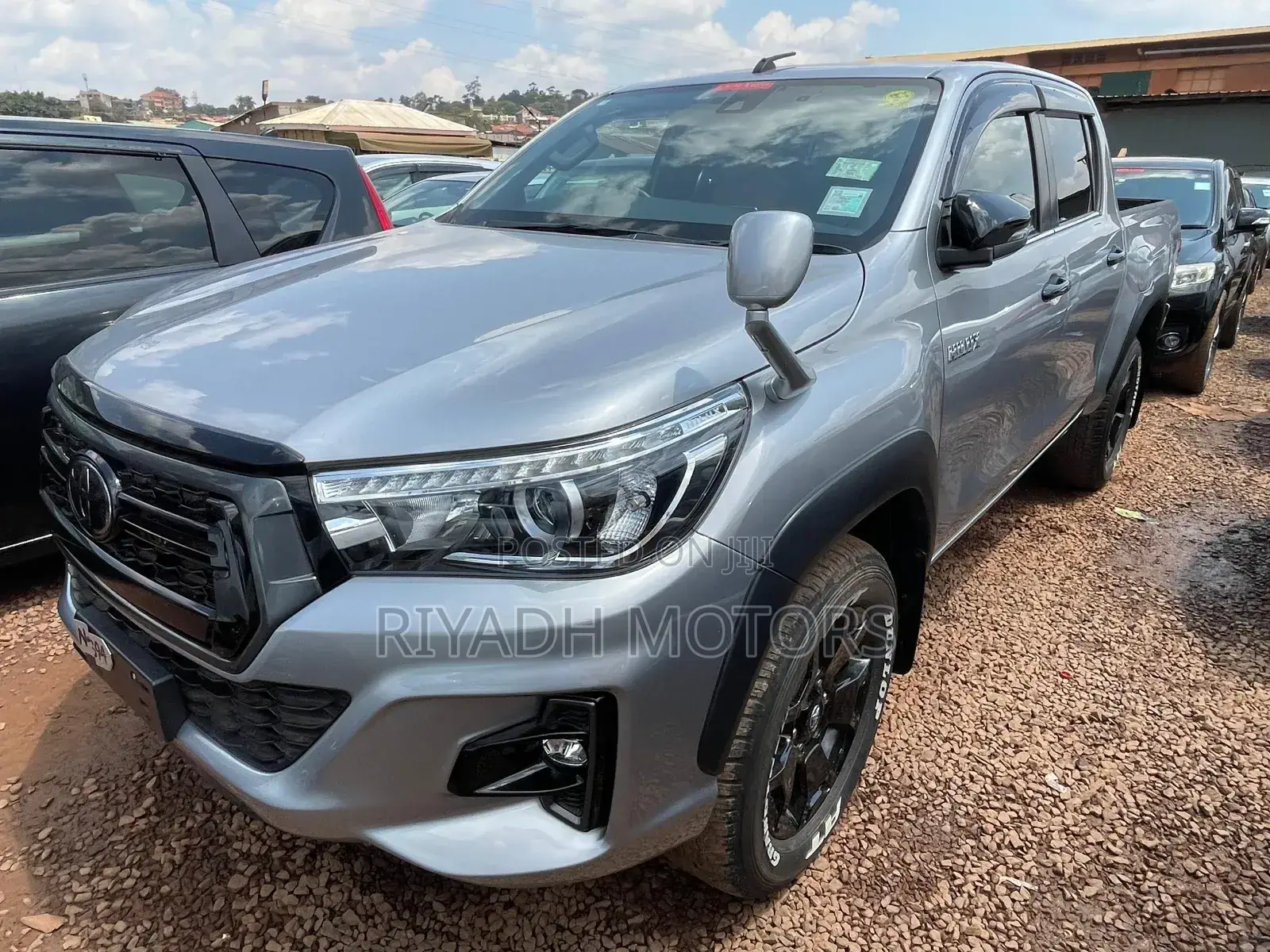 Toyota Hilux 2017 Silver