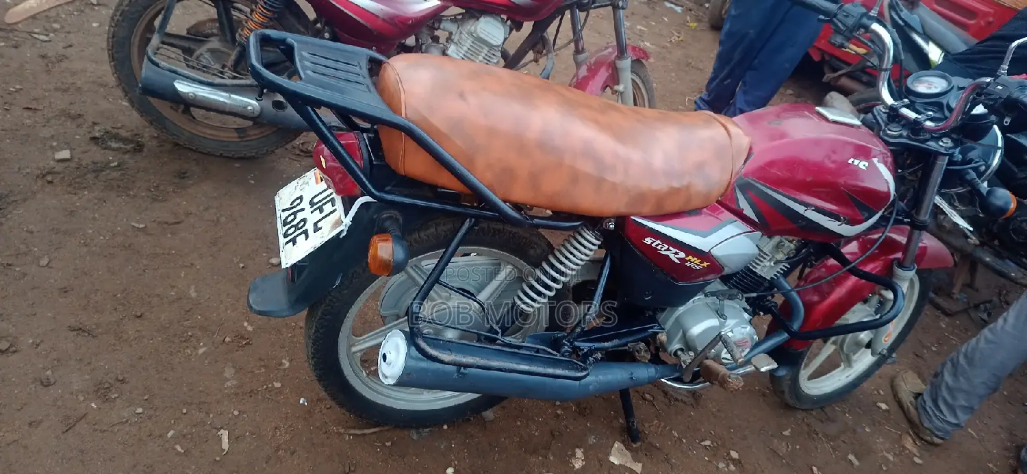 TVS HLX 125 2021 Red