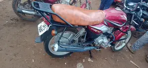 TVS HLX 125 2021 Red