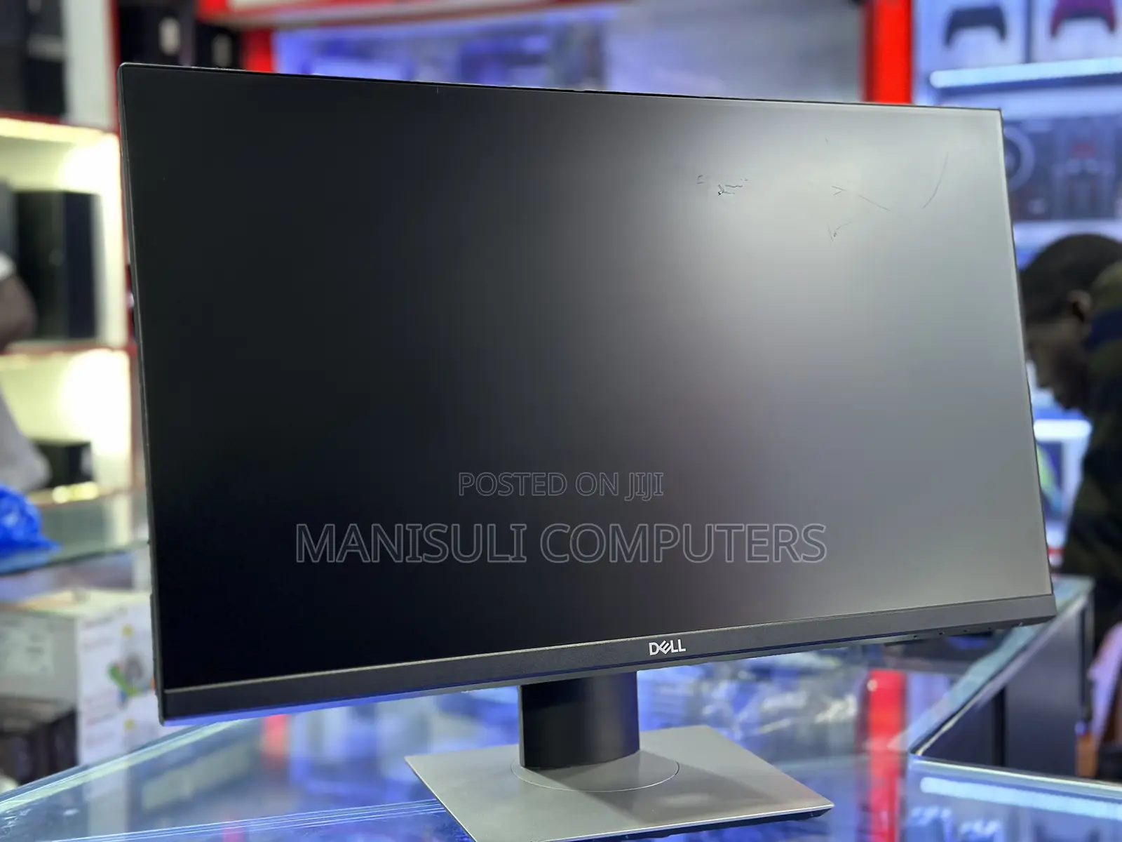 Monitor 24 Inch Screen Ips VGA, USB 3.0, HDMI, DP, DVI Etc