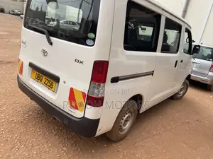 Toyota TownAce 2012 White