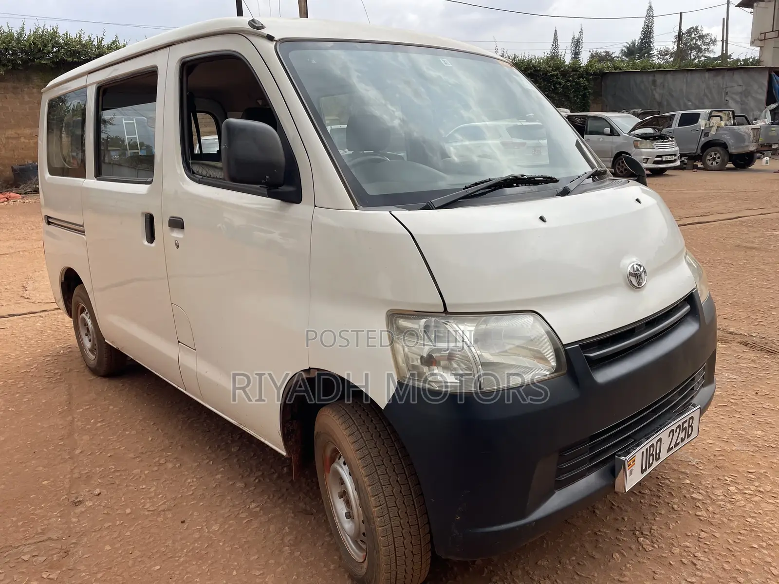 Toyota TownAce 2012 White