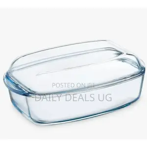 Pyrex Glass Rectangular Casserole Oven Dish With Lid.