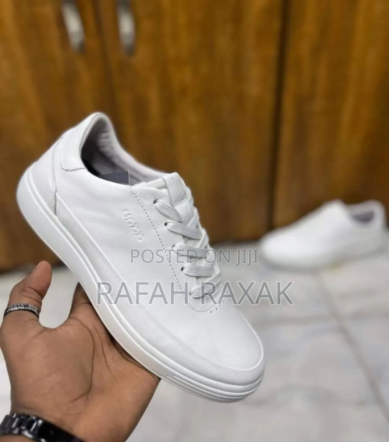 Original Ecco White Leather Casual Sneakers