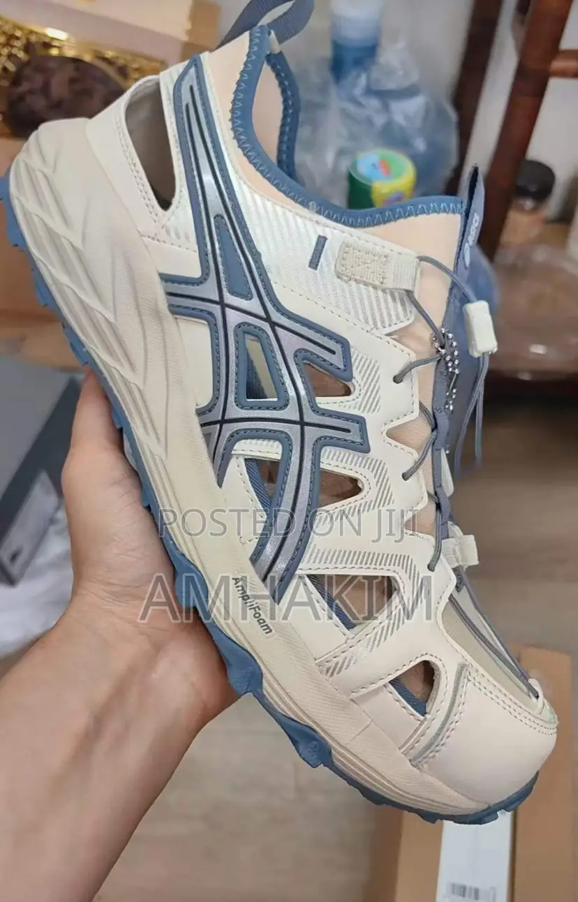 Classic Asics Gel Sonoma in Stock