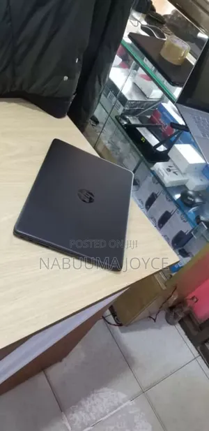 New Laptop HP 15 8GB Intel Core I7 SSD 256GB