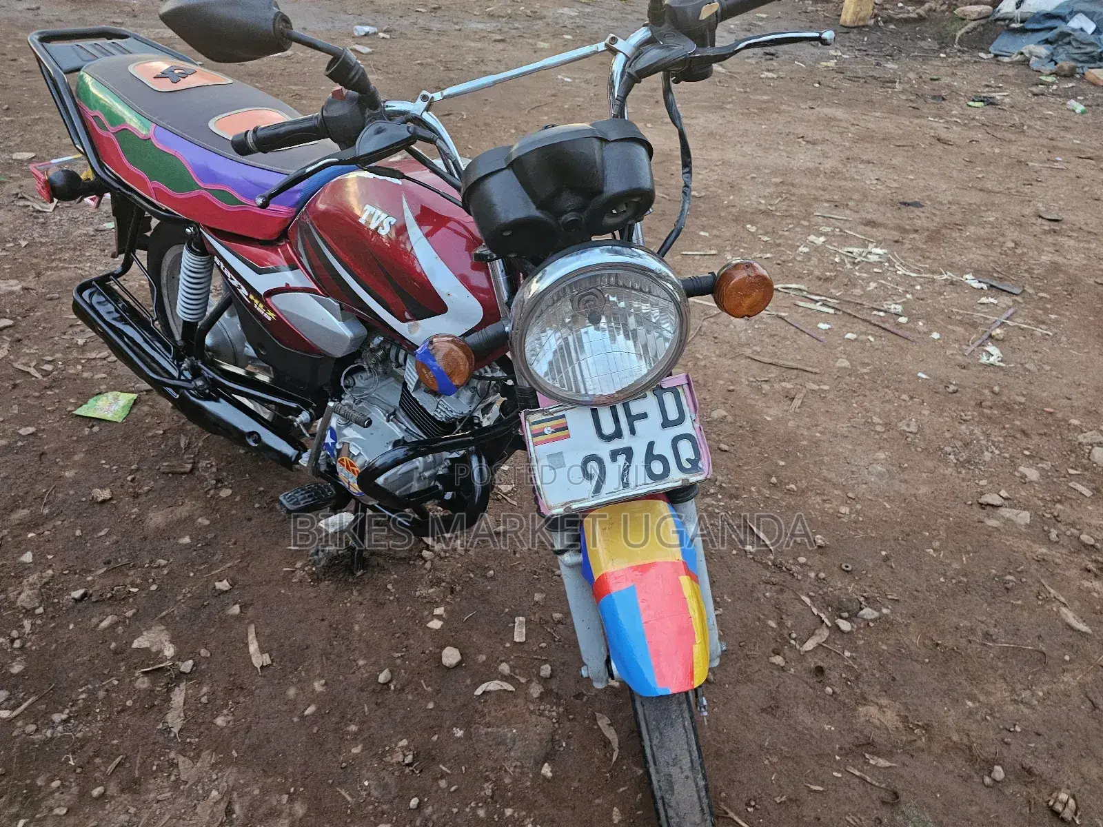 TVS HLX 125 2021 Red