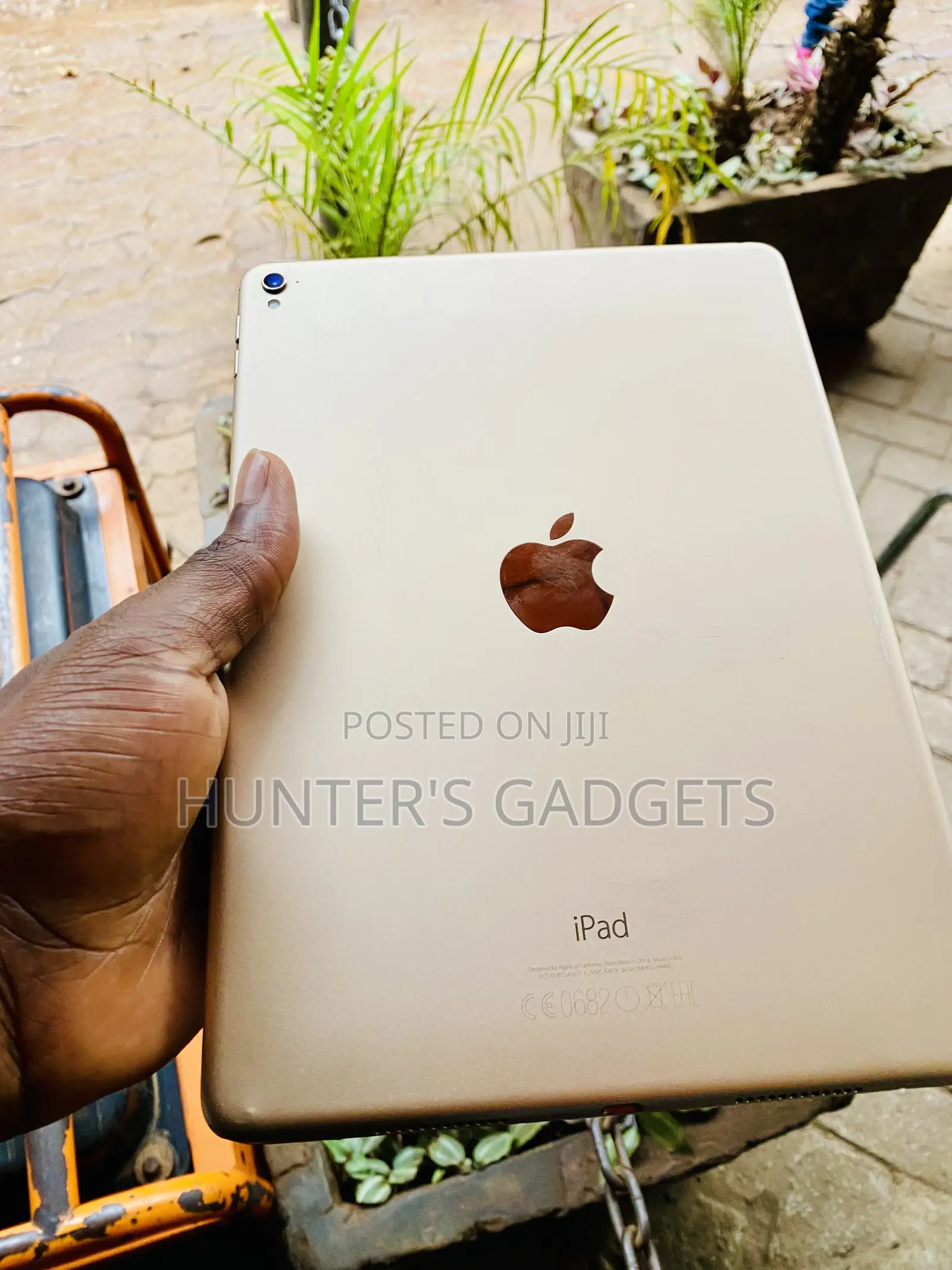 Apple iPad Pro 9.7 (2016) 32 GB White