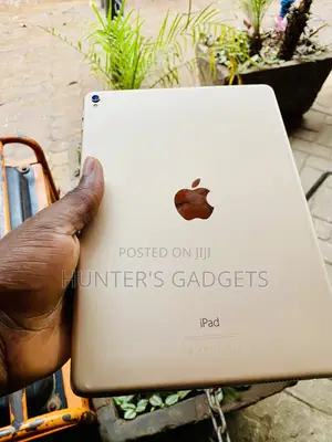 Apple iPad Pro 9.7 (2016) 32 GB White