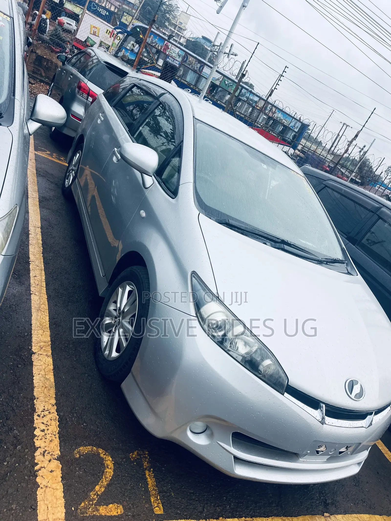 Toyota Wish 2012 Silver