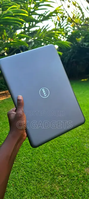 New Laptop Dell Latitude 3380 8GB Intel Core I5 SSD 256GB