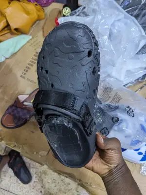Lite Crocs MTN