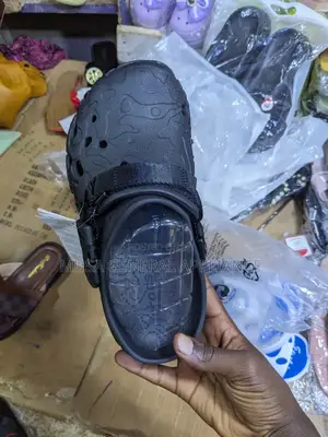 Lite Crocs MTN