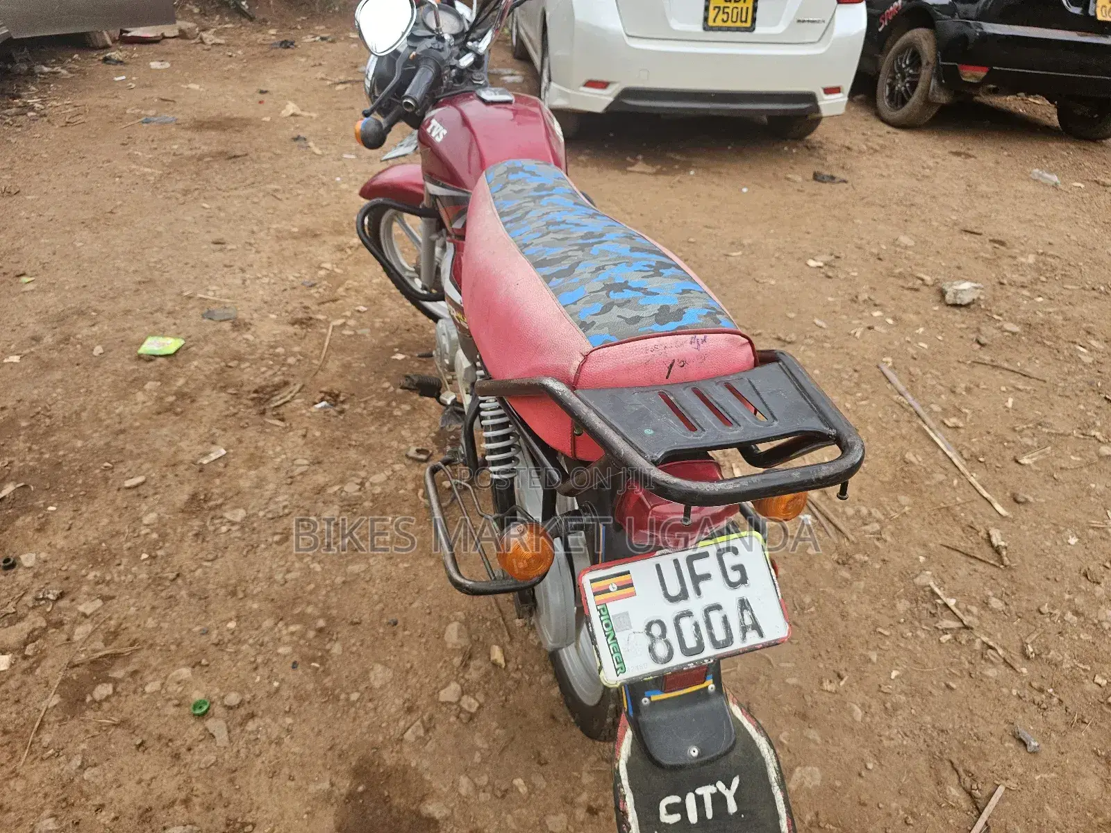 TVS HLX 125 2022 Red
