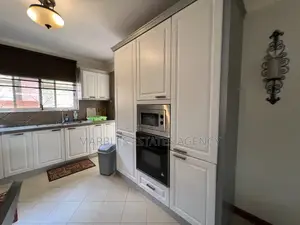 Furnished 3bdrm Apartment in Nakasero, Central Division for rent