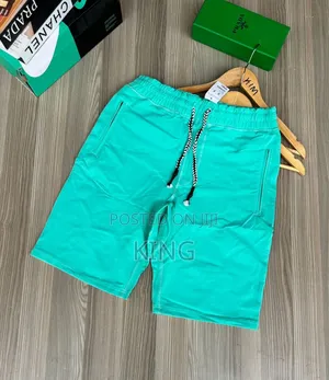Classic Green Casual Short