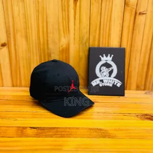Fantastic Black Cap