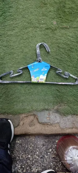 Metallic Hangers
