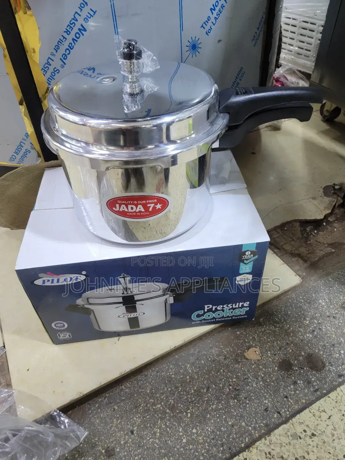 Pilot Indian Pressure Cooker Non Electric 7.5L
