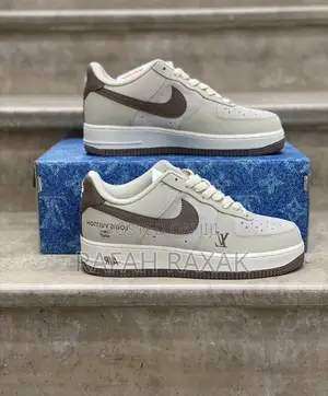 Original Louis Vuitton X Nike Air Force 1 Low Sneaker