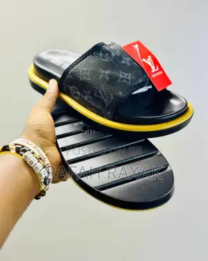 New Classic Comfortable Black Louis Vuitton Push in Sandals