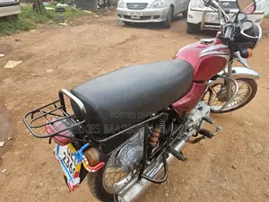 Bajaj Boxer 2019 Red